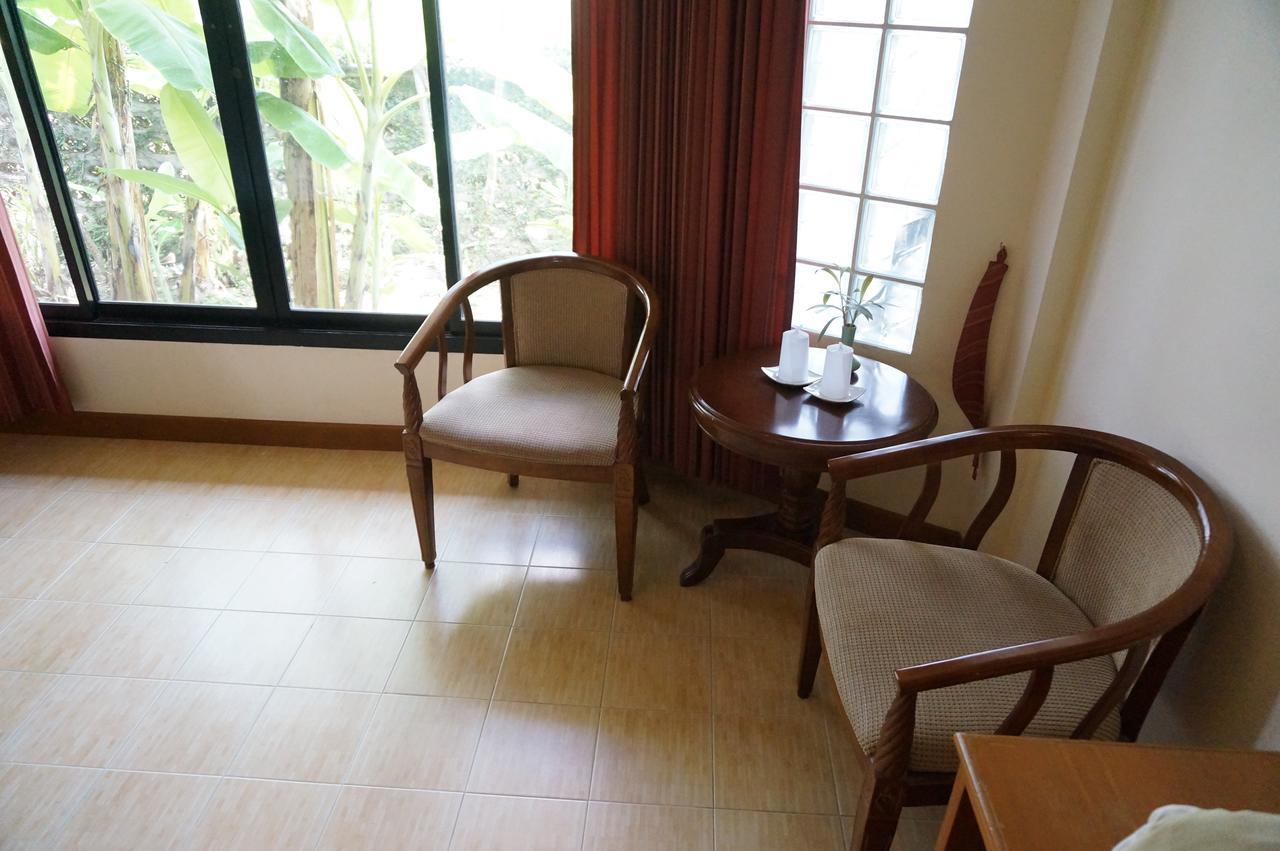 Country Lake View Hotel Suphan Buri Exterior photo